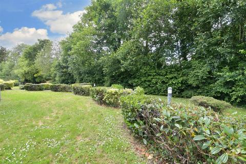 62 Watney Close, Purley, CR8 4BS