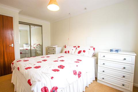 1 bedroom retirement property for sale, Arbury Road, Cambridge CB4