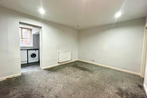 2 bedroom terraced house to rent, Friars Terrace, Stafford, ST17 4AU