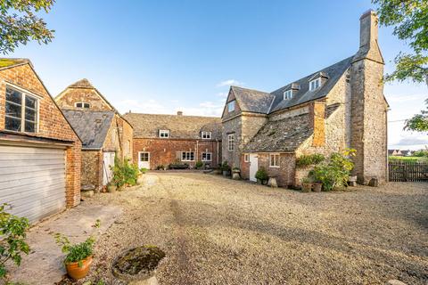 5 bedroom detached house for sale, South Pavenhill Farm, Purton