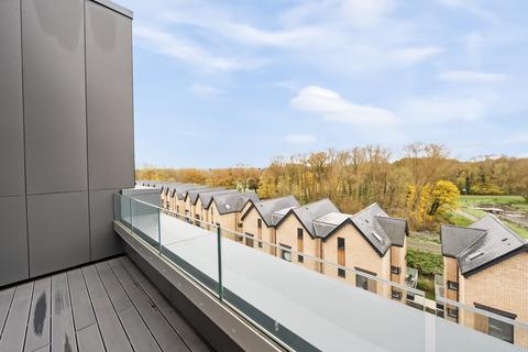 2 bed flat/apartment for rent in Hampton Place, Ashford, TN23