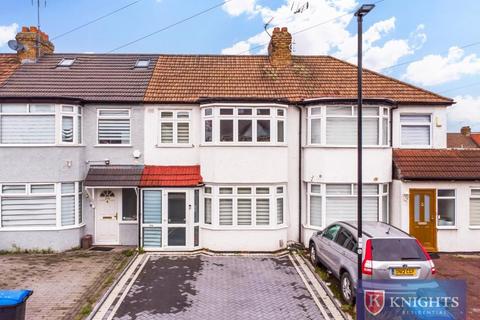 3 bedroom terraced house for sale, New Park Avenue, London, N13