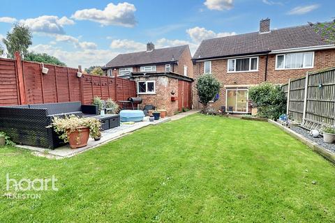 3 bedroom semi-detached house for sale, St Norbert Drive, Ilkeston