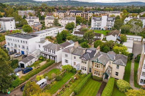 3 bedroom townhouse for sale, Queens Road, Cheltenham GL50