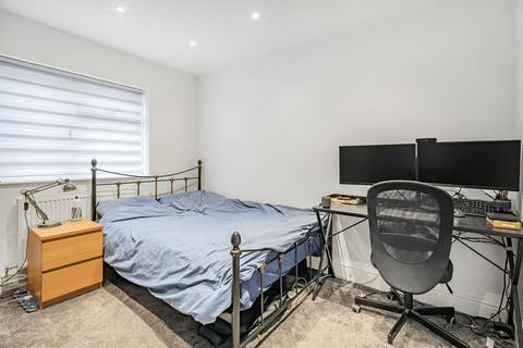 54 Dillwyn Close, London, SE26 4DE