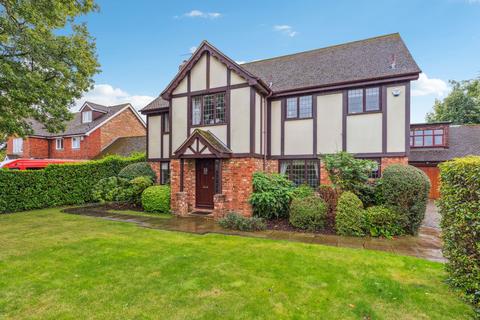 4 bedroom detached house for sale, Park Place, Seer Green, HP9