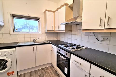 2 bedroom flat to rent, London Road, Isleworth, TW7