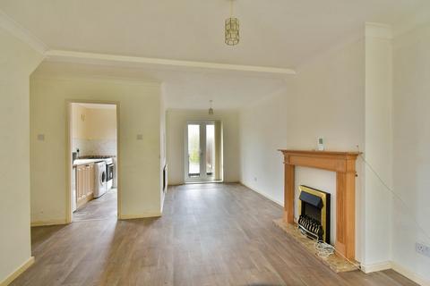 2 bedroom semi-detached house for sale, Lesley Close, Bexhill-on-Sea, TN40