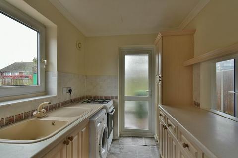 5 Lesley Close, Bexhill-on-sea, TN40 2RF