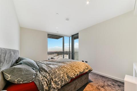 3 bedroom apartment for sale, Charrington Tower, Biscayne Avenue, London, E14