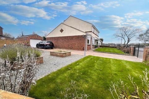 6 bedroom detached house for sale, Fenwick Avenue, Simonside, South Shields, Tyne and Wear, NE34 9AJ