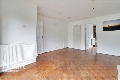 3 bedroom semi-detached house to rent, Doggett Road, Cambridge