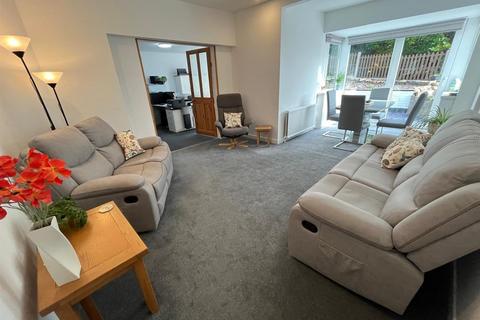 55 Ashworth Lane, Mottram, Hyde, SK14 6NU