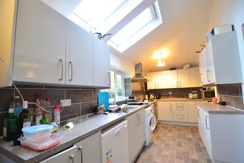 8 bedroom detached house to rent, Elmdon Road, Selly Oak, Birmingham B29