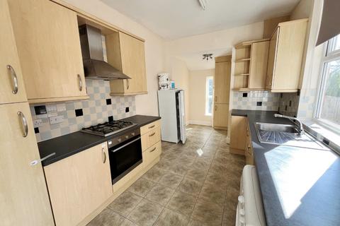 4 bedroom terraced house for sale, Balmoral Road, Queens Park, Northampton,  NN2 6JZ