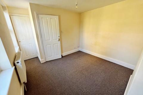 100 Balmoral Road, Northampton, NN2 6JZ