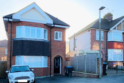 2 bedroom maisonette to rent, West Valley Road, Hemel Hempstead