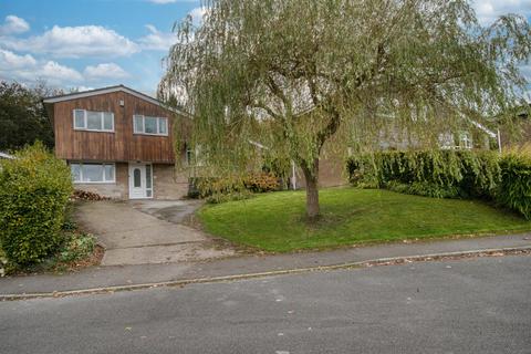 4 bedroom detached house for sale, Tor Rise, Matlock DE4