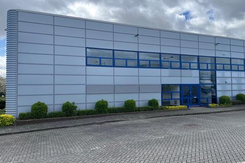 Warehouse to rent, Milton Keynes MK14