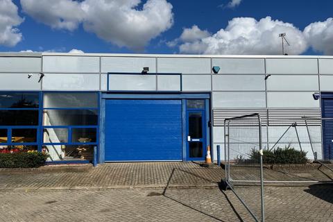 Warehouse to rent, Milton Keynes MK14