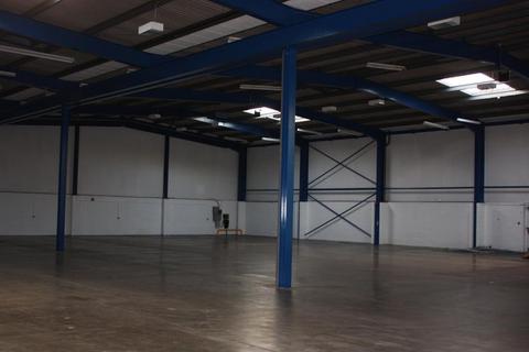 Warehouse to rent, Milton Keynes MK14