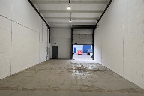 Warehouse to rent, Milton Keynes MK12