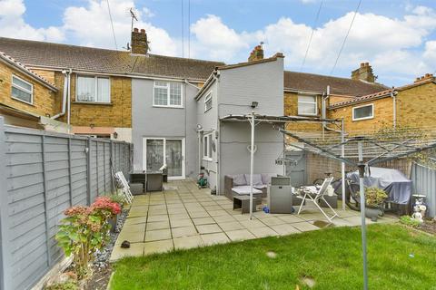 8 Vincent Gardens, Sheerness, ME12 1XU