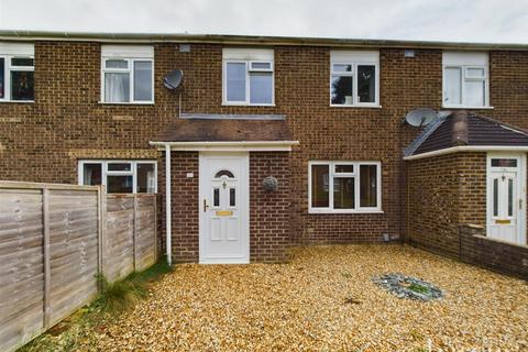 3 bedroom terraced house for sale, Quilter Road, Basingstoke RG22