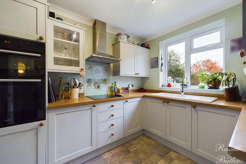 9 Westfields, Buckingham, MK18 1DZ