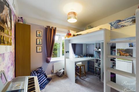 9 Westfields, Buckingham, MK18 1DZ