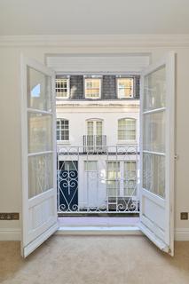 3 bedroom terraced house for sale, London SW7