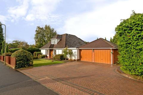 4 bedroom chalet for sale, Kingsway, Hiltingbury, Chandlers Ford