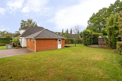 4 bedroom chalet for sale, Kingsway, Hiltingbury, Chandlers Ford