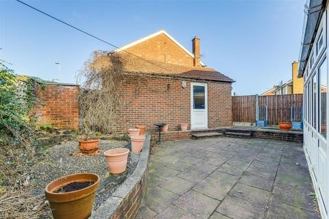 2 bedroom semi-detached bungalow for sale, Bestwood Road, Hucknall NG15