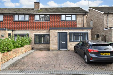 4 bedroom semi-detached house for sale, South Street, Havant, Hampshire