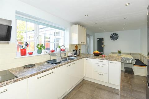 4 bedroom detached house for sale, Stokehill, Paxcroft Mead