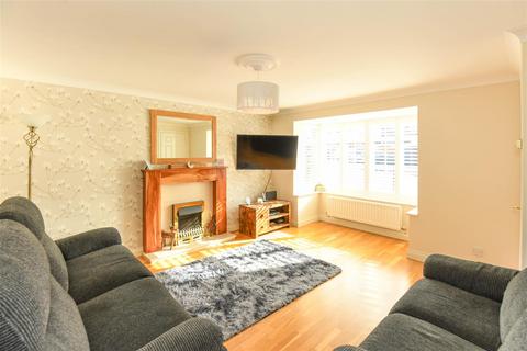 2 Stokehill, Hilperton, Trowbridge, BA14 7TJ