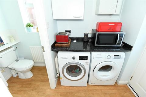 2 Stokehill, Hilperton, Trowbridge, BA14 7TJ