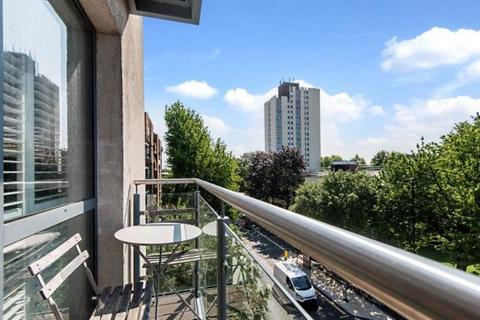 2 bedroom flat to rent, 158 Prince Of Wales Road, London NW5