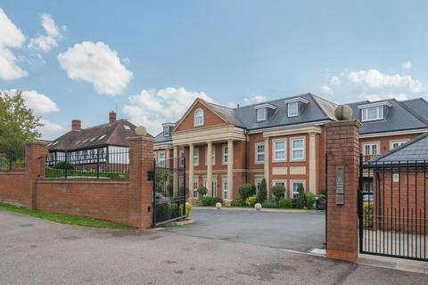 2 bedroom flat to rent, Cockfosters Road, Barnet