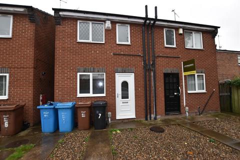 2 bedroom semi-detached house for sale, Sophia Close, Hull