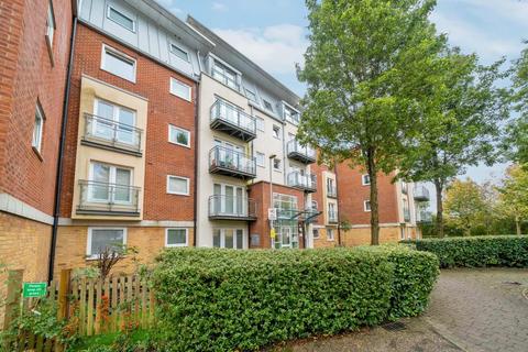 2 bedroom flat for sale, Basingstoke,  Hampshire,  RG21