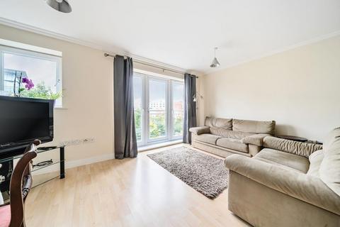 2 bedroom flat for sale, Basingstoke,  Hampshire,  RG21