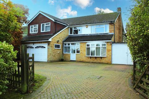 4 bedroom detached house for sale, Hawkshead Road, Potters Bar EN6