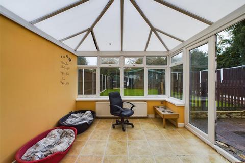 2 bedroom semi-detached bungalow for sale, Tinsley Lane, Three Bridges RH10