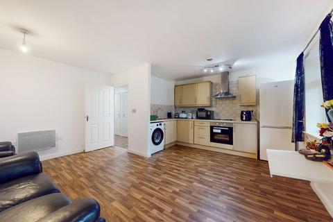 2 bedroom flat to rent, Spring Gardens Road, High Wycombe HP13