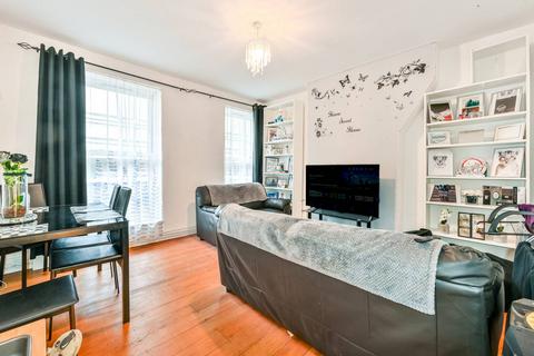 2 bedroom flat for sale, Stamford Hill, Stamford Hill, London, N16