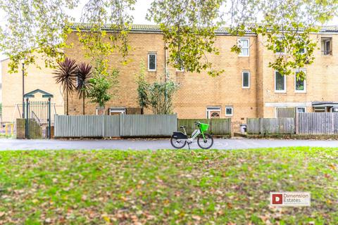 4 bedroom townhouse to rent, Caldecott Way, Lower Clapton, Hackney, E5