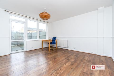 4 bedroom townhouse to rent, Caldecott Way, Lower Clapton, Hackney, E5