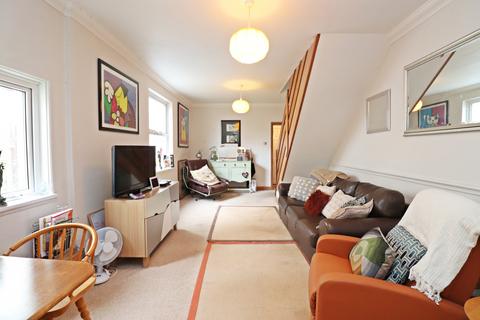 2 bedroom apartment for sale, Queens Road, Worthing BN11